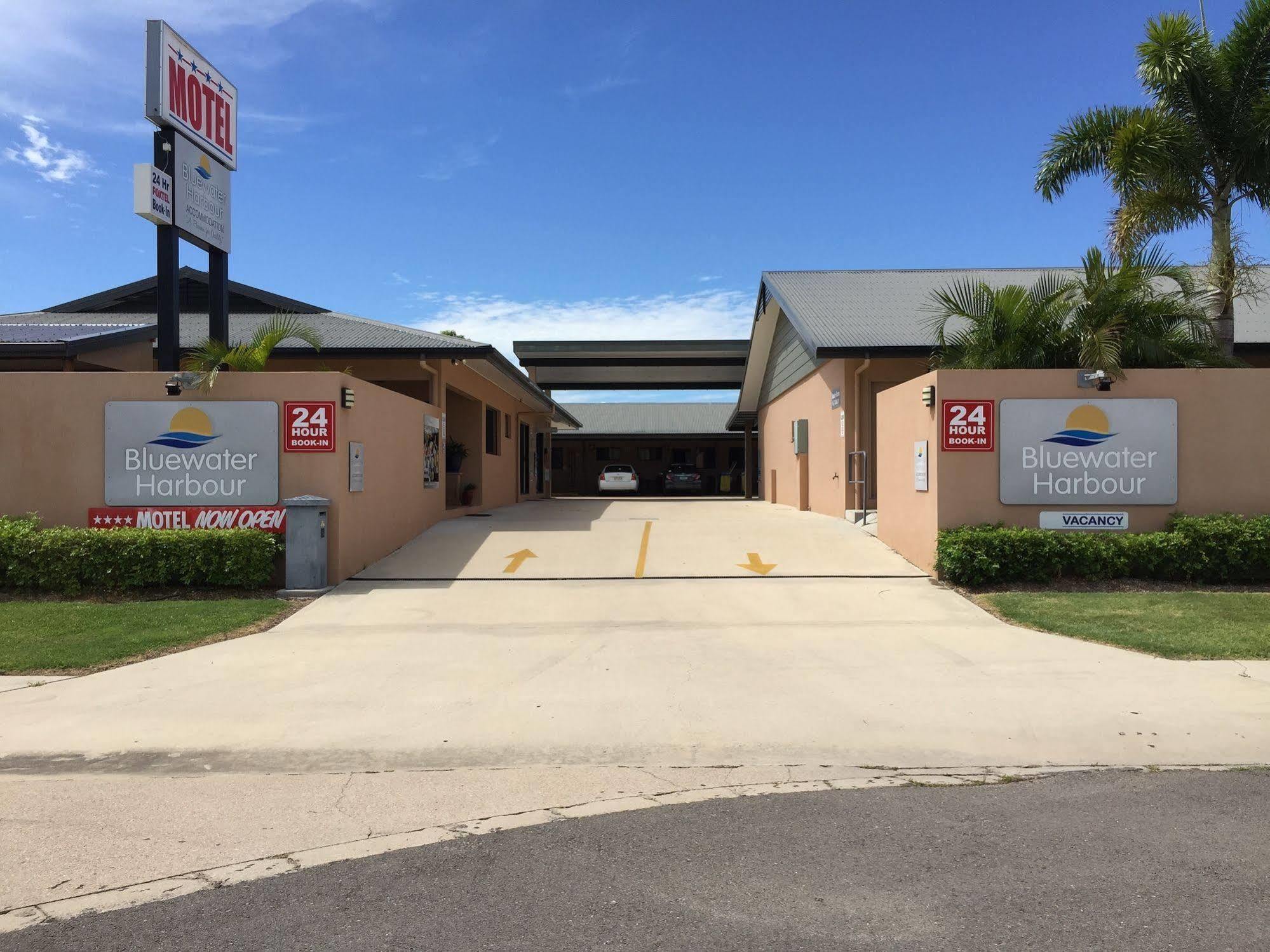 Bluewater Harbour Motel 보엔 외부 사진